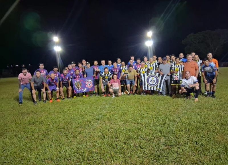 Azara inauguró el sistema de iluminación en la cancha del barrio María Auxiliadora