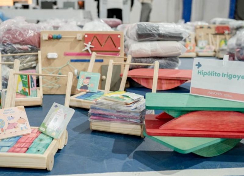 VIDEO | Entregaron juguetes, libros y kits de abrigo para fortalecer los Espacios de Primera Infancia