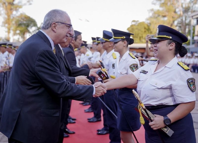 Hugo Passalacqua encabezó la colación 2025 de la Universidad de las Fuerzas de Seguridad con 158 oficiales nuevos