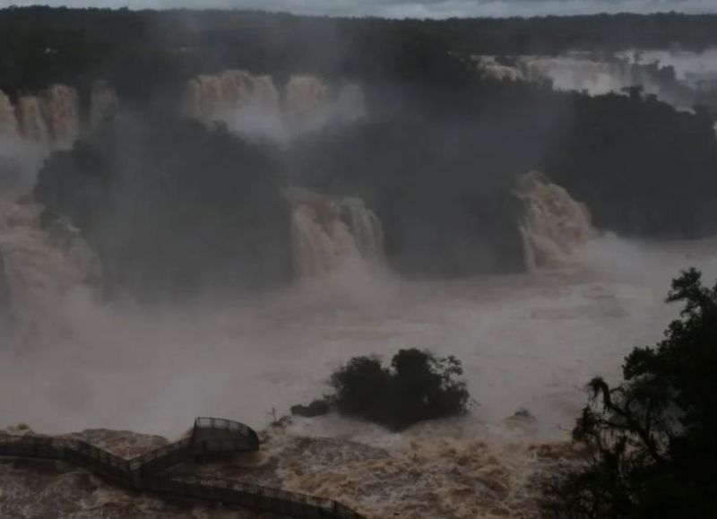 Cerraron Las Cataratas Del Iguazú Por Seguridad Ante La Crecida Del Río 7425